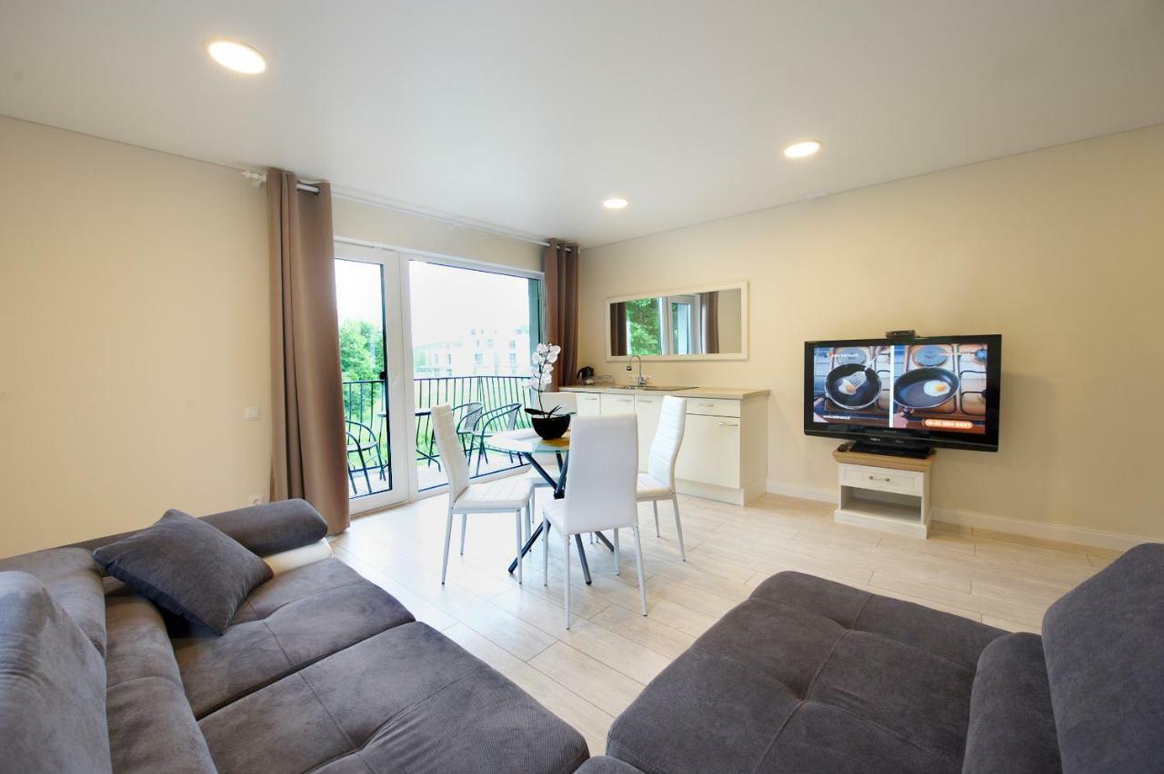 Seaside Apartments พาลังกา ภายนอก รูปภาพ