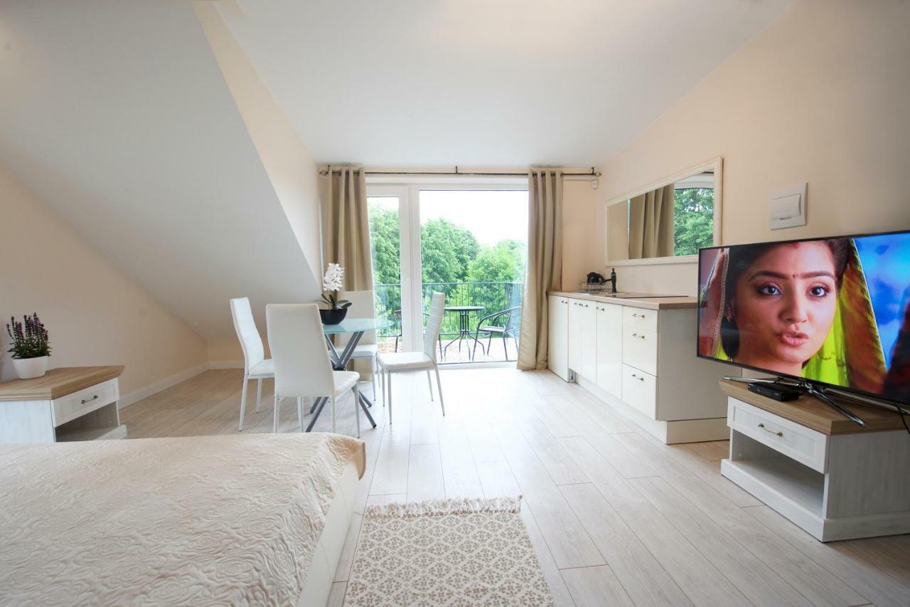 Seaside Apartments พาลังกา ภายนอก รูปภาพ